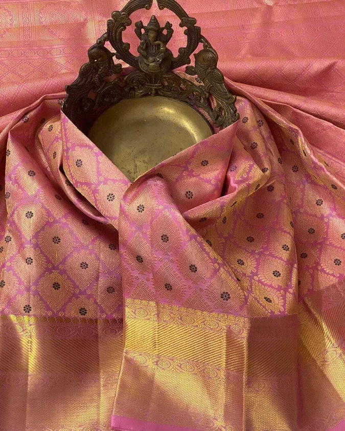 Old Pattu Saree Buyer Anna Nagar